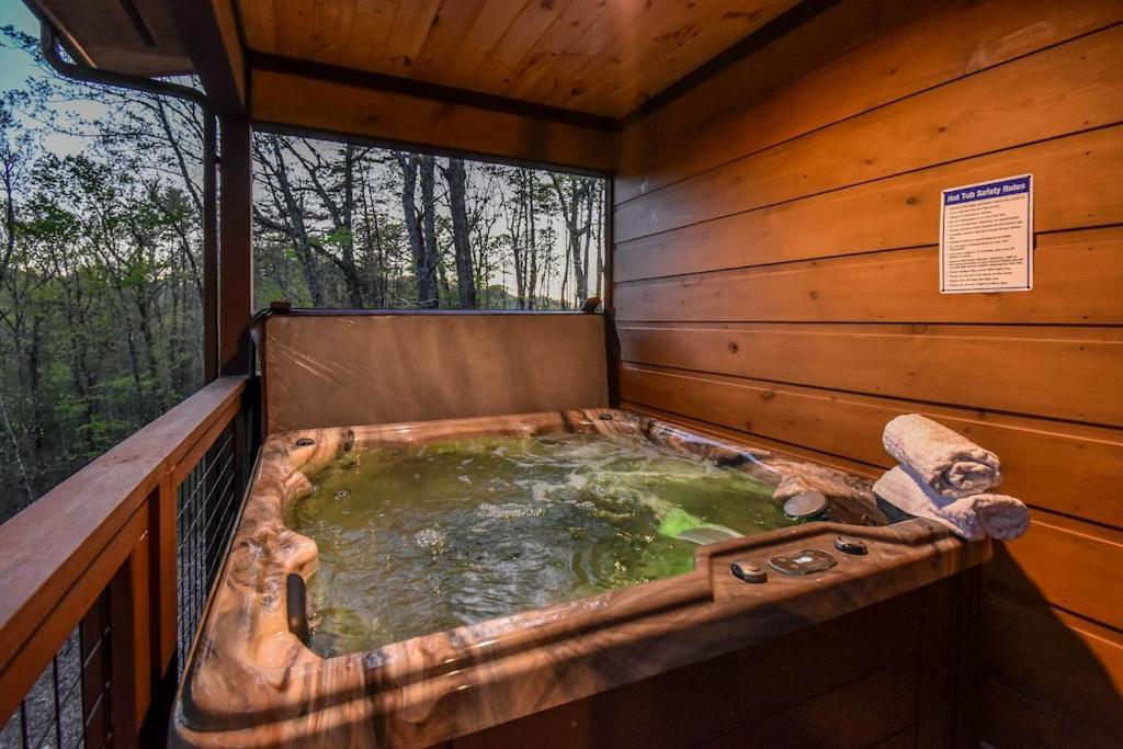 Nordic Mountain Modern Lodge - Family Friendly Luxury Cabin In Walden'S Ridge Севьервилл Экстерьер фото