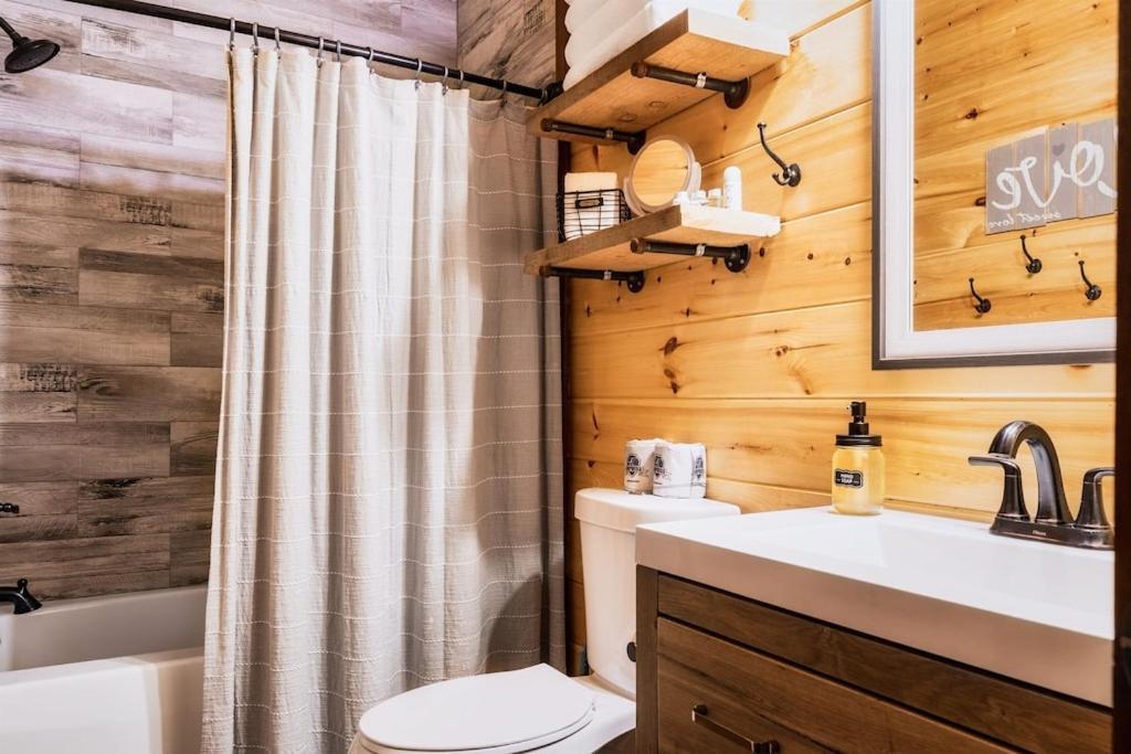 Nordic Mountain Modern Lodge - Family Friendly Luxury Cabin In Walden'S Ridge Севьервилл Экстерьер фото